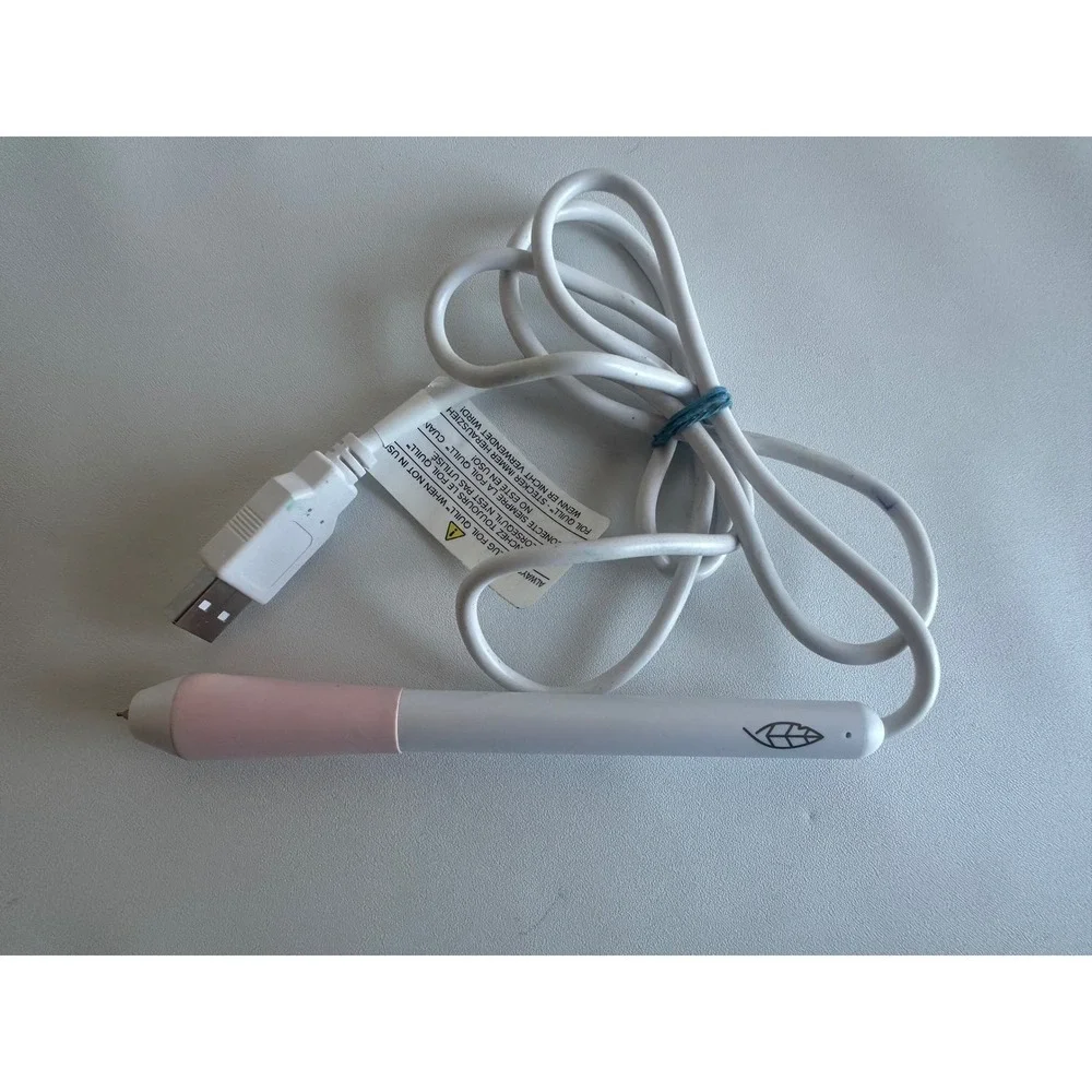 We R Memory Keepers Foil Quill Fine Tip USB Heat Activated Pen Pink White TESTED